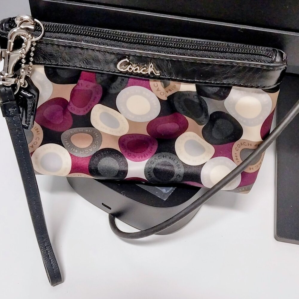 Coach 44162 Signature Multicolor Abstract Snap Head Purple Sateen Wristlet